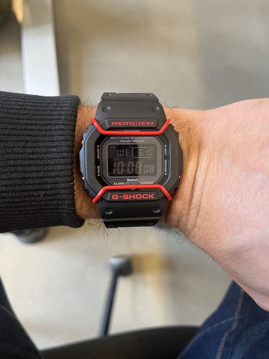 Casio G-shock GW-B5600 + przebranie