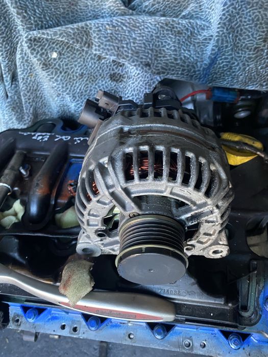 Генератор пежо 1.6HDi форд ford