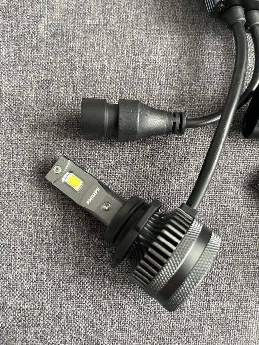 Led лампи philips 6500k зʼєднання hb3