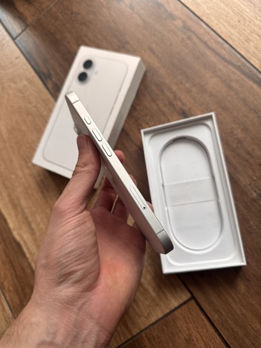 Iphone 17 256 stan idealny Gwarancja