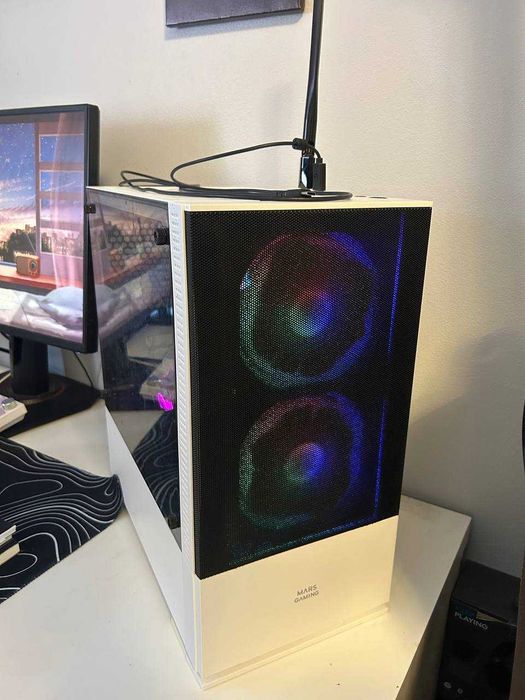 Gaming Pc and Monitors