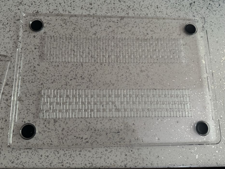 Прозорий чехол на Macbook air 15