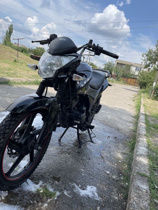 Продам мотоцикл Lifan 150 2e