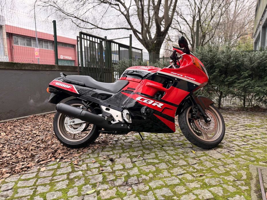 Honda CBR1000F 1991