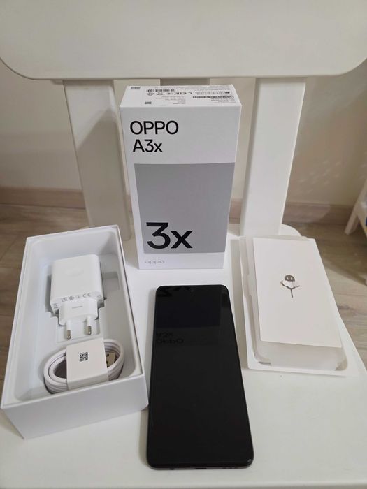 Смартфон OPPO A3X 4/128 телефон стан новий