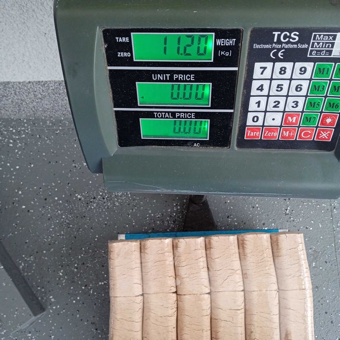 Brykiet Ruf kominkowy opałowy lisciasty bukowy 1000 kg