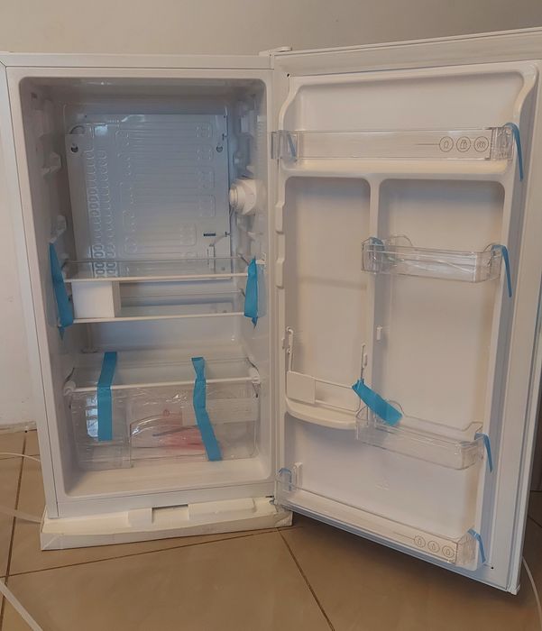 Nowa chłodziarka - lodowka BEKO