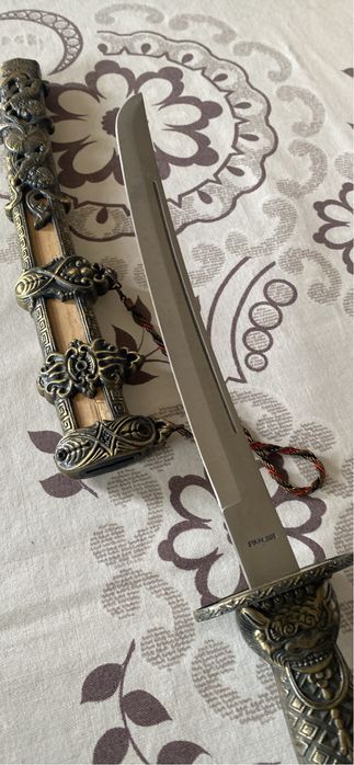 Adaga chinesa decorativa