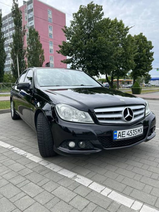 Мерседес  C-Class