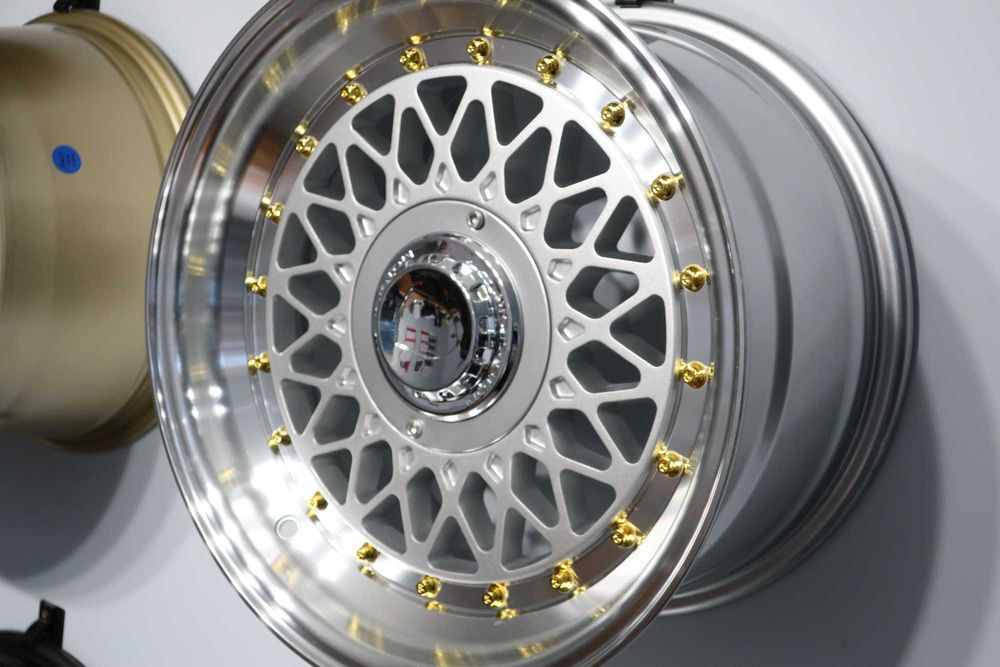 alu felgi 15 x8 4x100 / 4x114,3 RANT vw golf mazda mx-5 honda civic