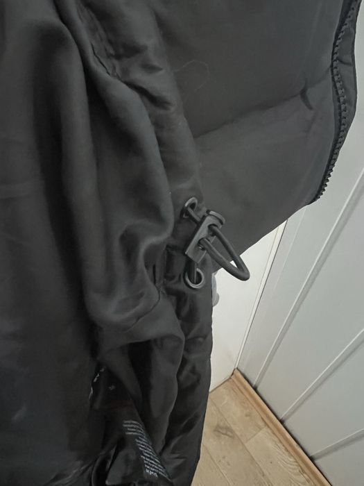 Тепла подовжена жіноча жилетка By Very