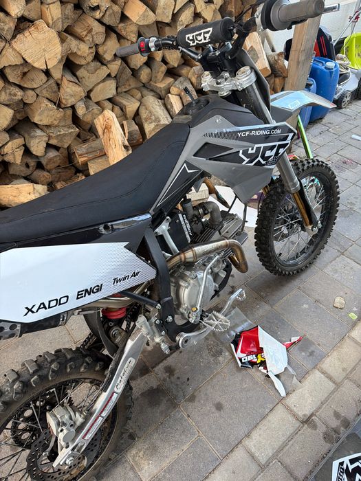 YCF bigy 190D шаленний пітбайк