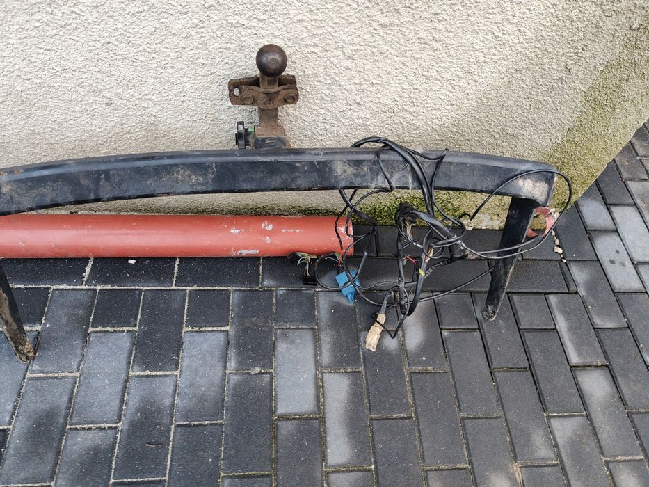 Hak holowniczy volkswagen passat B6 sedan