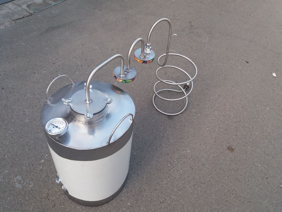 Дистиллятор на 40л,під 2 скляних банкиДистилятор