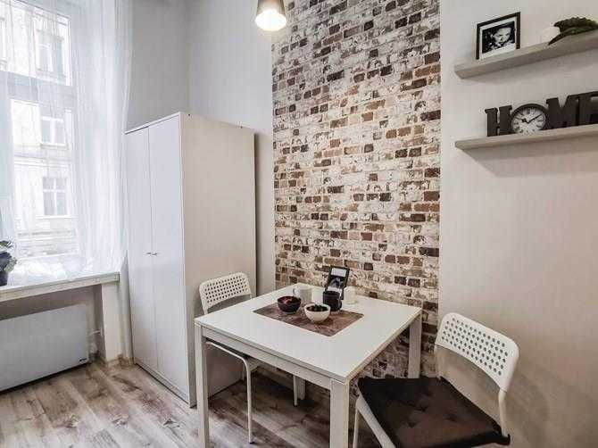 Praska 11, Górna, studio blisko uczelni, BRAK PROWIZJI