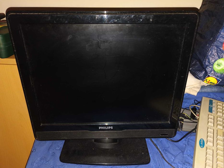 TV Pequena  Philips 20PFL3403D/10