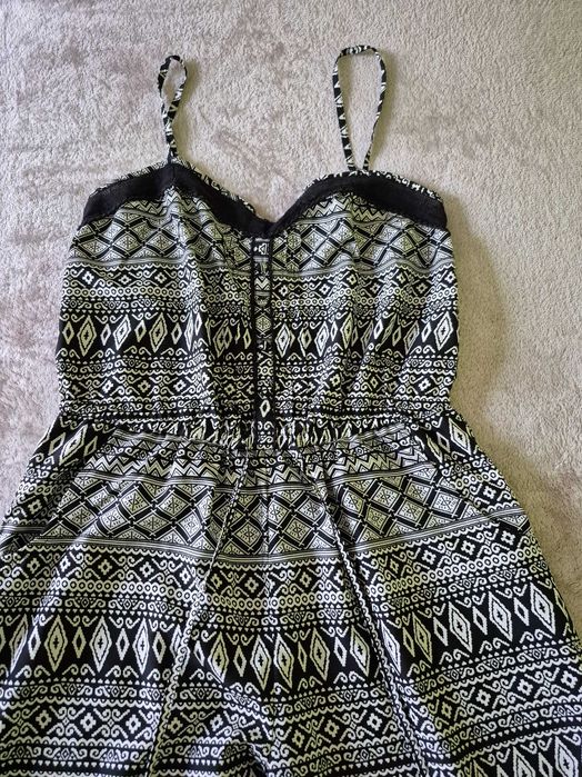 Kombinezon na lato z geometrycznym wzorem Primark