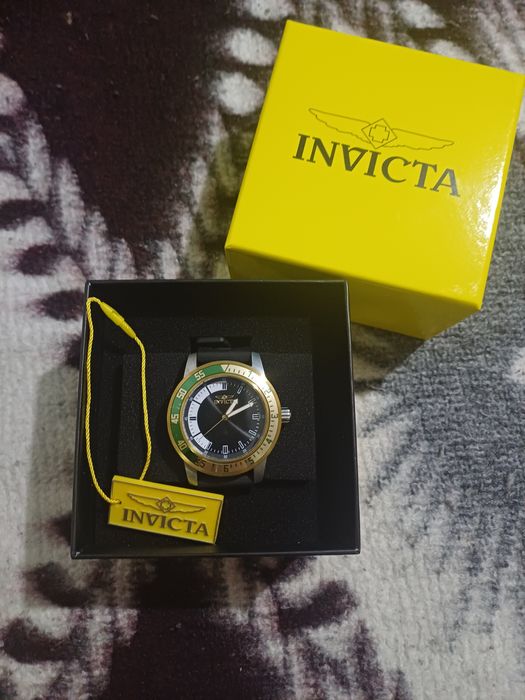 Relógio invicta como nono