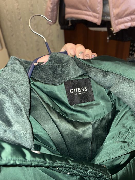 Куртка guess демисезонная,зимняя