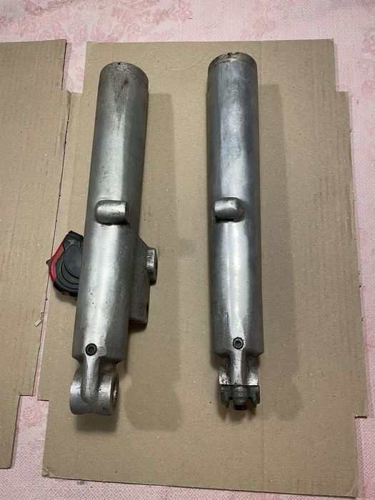 Стакани передньої вилки Harley Davidson