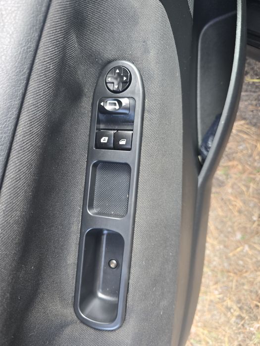 Продам Peugeot 207sw