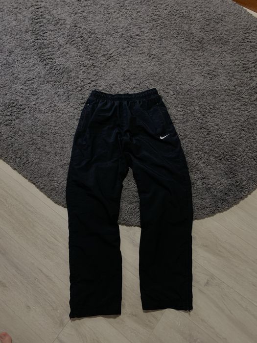 nike nylon pants - купить мужскую одежду - Цена на OLX.ua