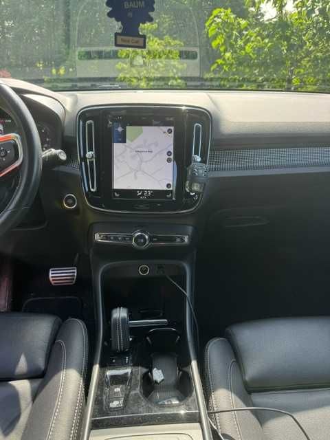 VOLVO XC 40 R-design D3 AWD geartronic
