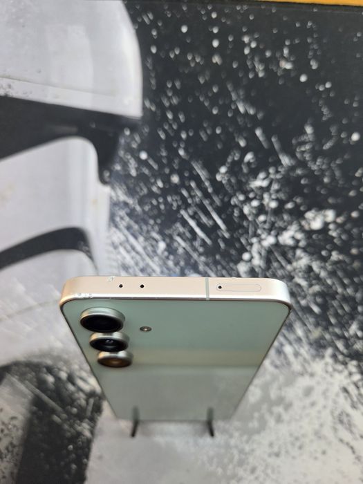 Samsung S24 FE 128 gb Green Європа