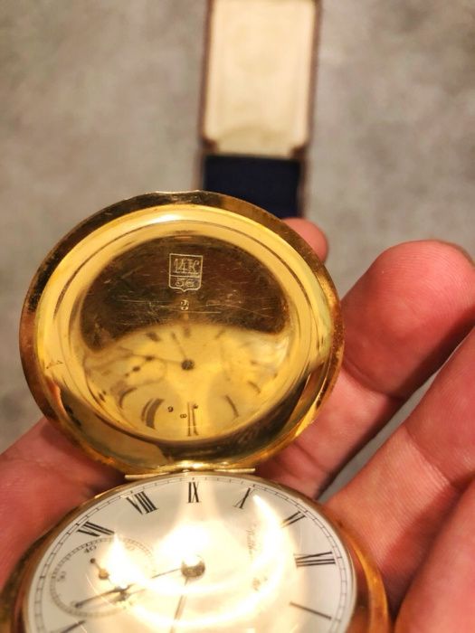 Золотые карманные часы Waltham watch American