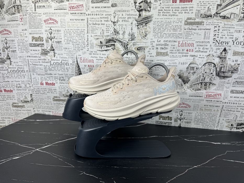 Оригінал Розмір 40 Кросівки Hoka One One Clifton 9 Взуття