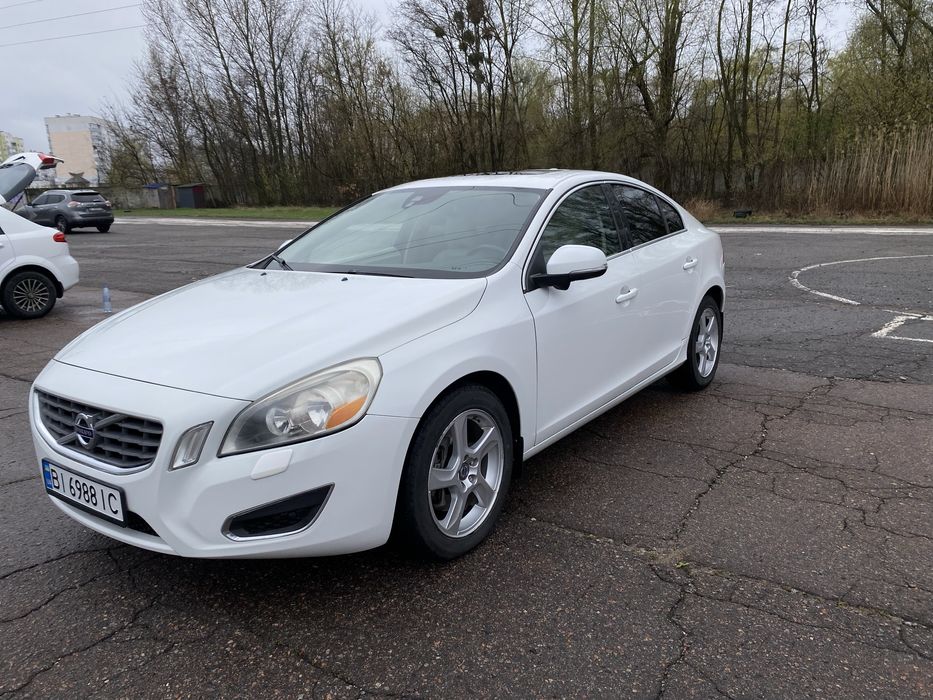 Volvo S-60 (2.5 T) автомат (6 ступеневий )