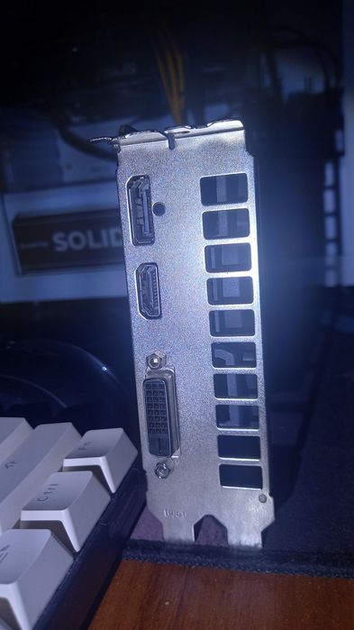 Робоча відеокартка gtx 1050 ti 4gb,inno3d