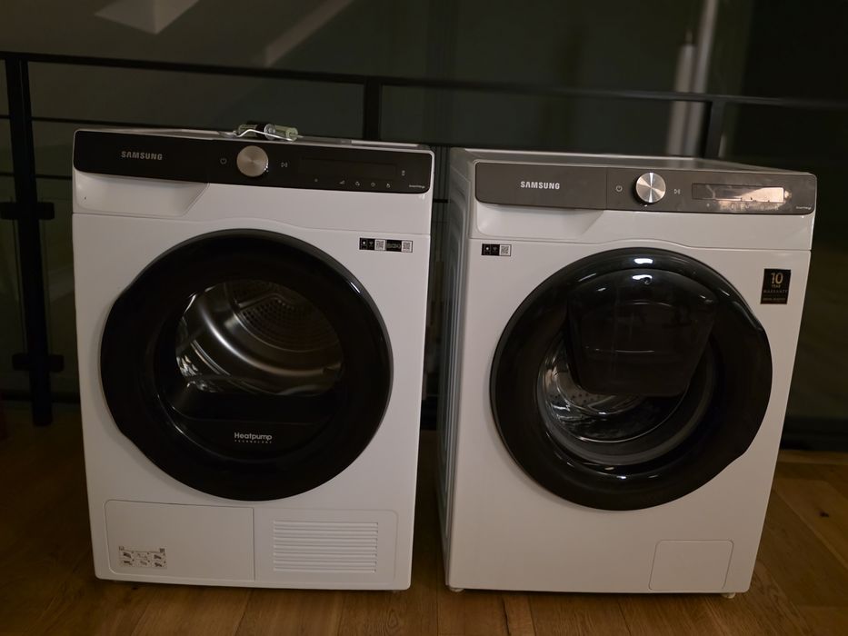 SAMSUNG suszarka  DV80T5220AE