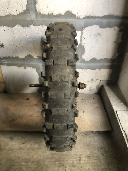 Продам колесо на мотоцикл 18