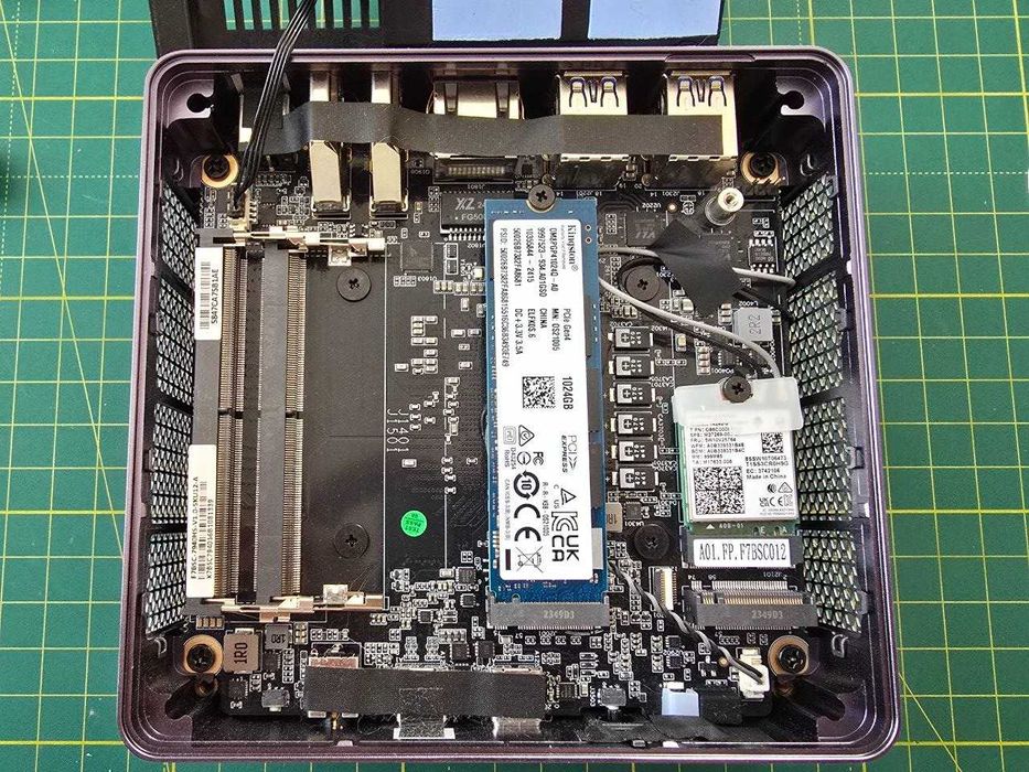 MinisForum UM790 Pro (R9-7940HS/ 64 DDR5/ 1Tb SSD/ Wi-Fi 6E)