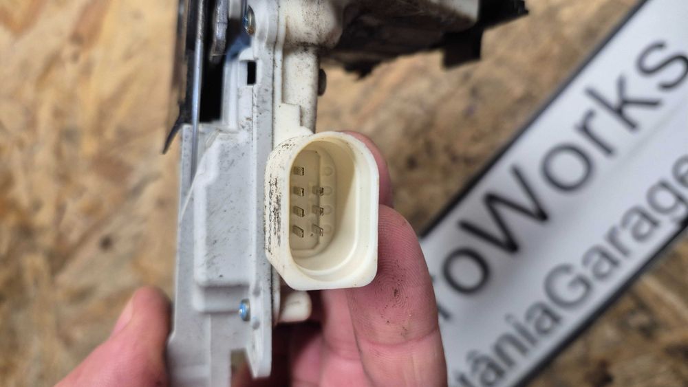 AUDI A4 B6-B7 8E/Seat/Skoda/Etc - Fechadura Trás Direita 8E0.839016AA