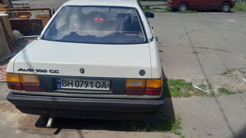 Продам ауди 100 с3 на ходу