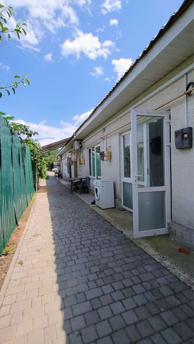 В продажа квартира на земле в два уровня