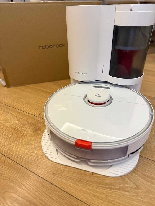 Roborock S7 + stacja samoopróżniania + zapasowe szmatki