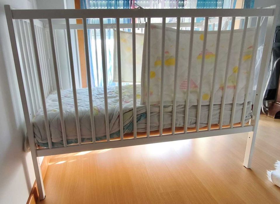 Dá-se Berço Happybear e colchão