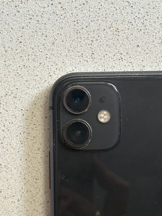 Iphone 11 64gb com bateria a 78%