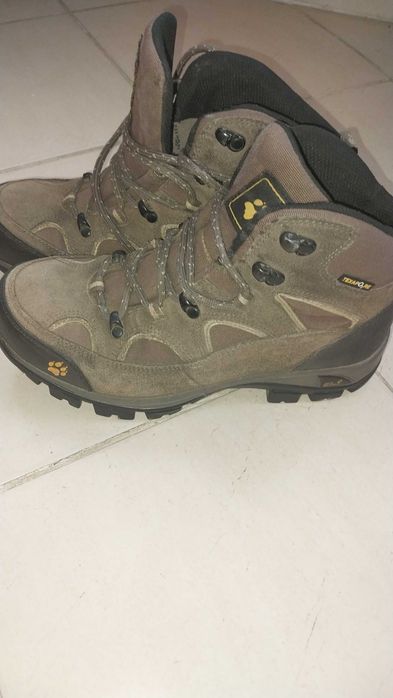 Ботинки  Jack Wolfskin 38размер.