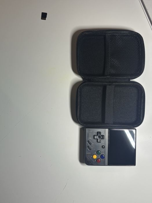 Konsola miyoo mini plus + gratis Etui