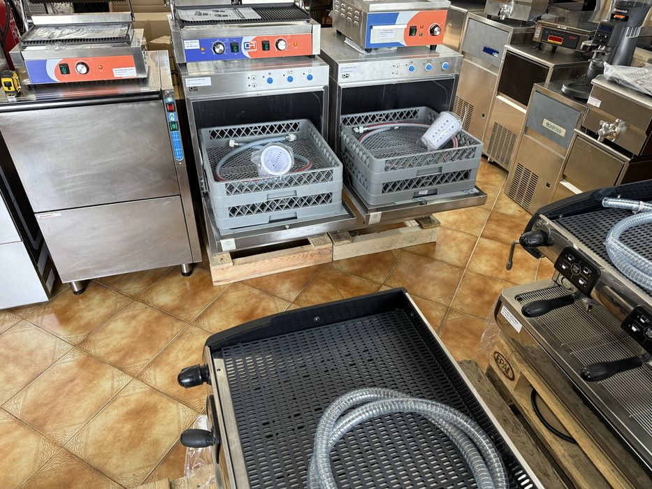 Maquina de Lavar loiça NOVA  cesto 50x50 Fazemos instalação /Garantia