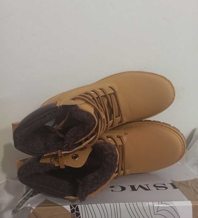 28 CM 43 Buty botki kozaki trapery camel beżowe minimalizm, na zamek ocieplane