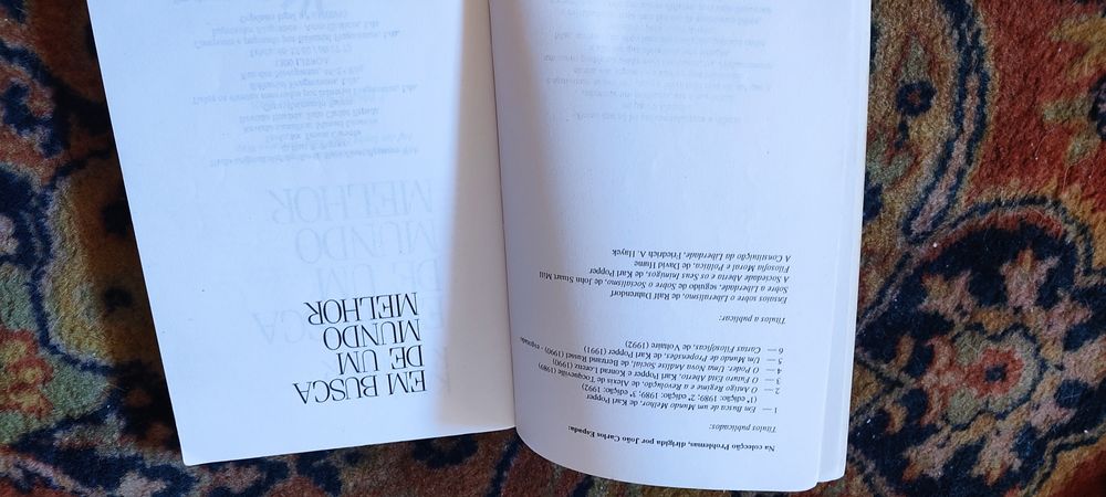 Em Busca de um Mundo Melhor
de Karl Popper