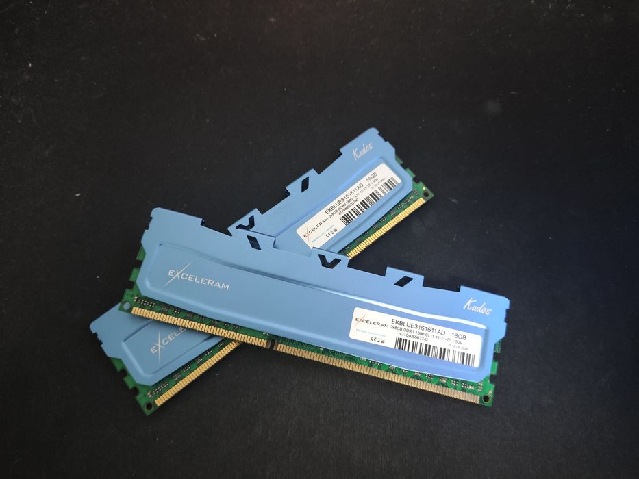 Оперативна пам'ять ddr3 на 32гб 16х2