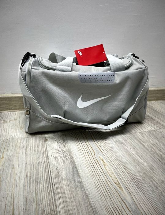 Спортивна сумка Nike