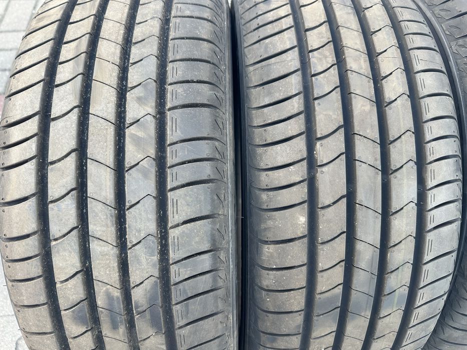Opony 215/55r18 95H Kumho Etsta HS51