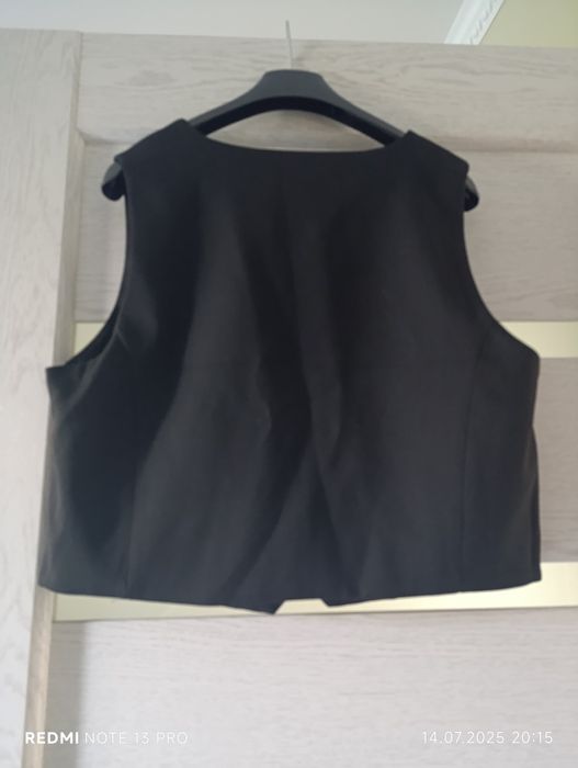 Желетка жіноча нова L